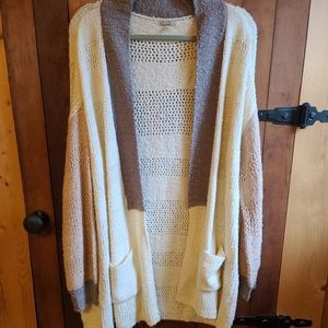 Gimmicks buckle sweater